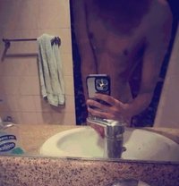 Alannn88969 - Male escort in Dubai