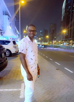 Albert - Male escort in Abu Dhabi Photo 4 of 4