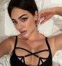 Albina Outcall - puta in Doha Photo 1 of 4