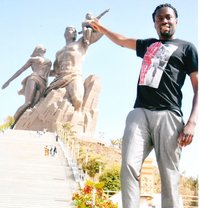 Alboury - Male adult performer in Dakar