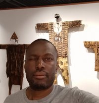 Alboury - Male adult performer in Dakar