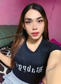 Alcyone - Transsexual escort in Manila Photo 4 of 4