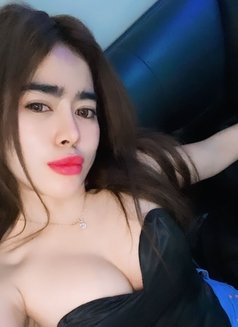 Aldiraa - escort in Kuala Lumpur Photo 1 of 14