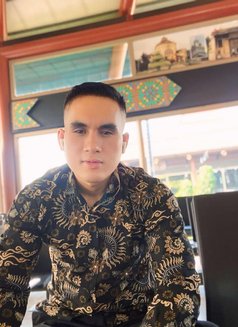 Aldo Indo - Male escort in Kuala Lumpur Photo 4 of 4