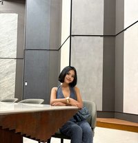 Alea New in Town - puta in Bali