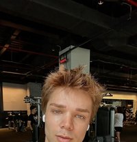 Alec - Male escort in İstanbul Photo 4 of 5