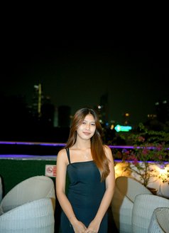 Alecia Givanya - escort in Singapore Photo 7 of 8