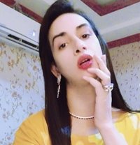 Aleena Khan - Transsexual escort in Lahore