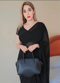 Aleena Premier Independent Escort - puta in Al Manama Photo 7 of 8