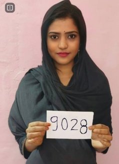 Aleenna - Male escort in Bangalore Photo 1 of 6