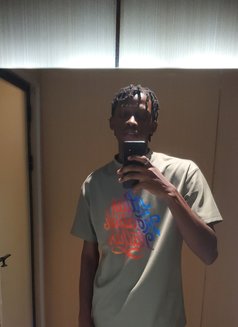 Aleix - Male escort in Lagos, Nigeria Photo 5 of 5