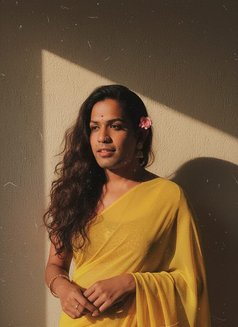 Alekhya - Acompañantes transexual in Hyderabad Photo 1 of 1