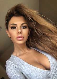 Aleksa - escort in London Photo 5 of 5