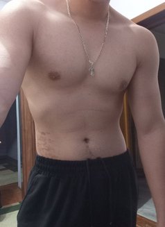 Aleksander - Male escort in Tashkent Photo 2 of 3