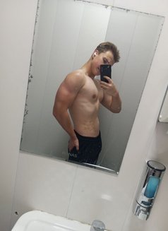 Aleksander - Male escort in Tashkent Photo 3 of 3