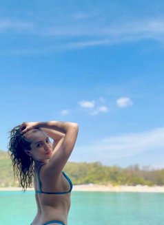 Aleksandra - puta in Phuket Photo 2 of 4