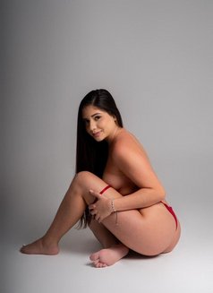 Aleksansra 20y, Hot Sexy Mexican - escort in Dubai Photo 3 of 9