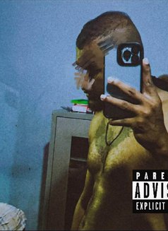 Alen Fernando - Male escort in Anuradhapura Photo 4 of 7