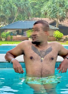 Alen Fernando - Male escort in Anuradhapura Photo 6 of 7