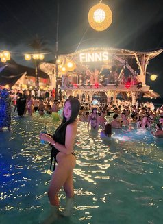 Alena - Transsexual escort in Bali Photo 3 of 18