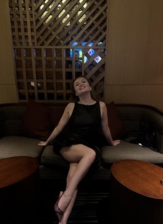 Alena - escort in Colombo Photo 5 of 6