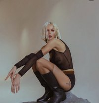 Alena - escort in Manila