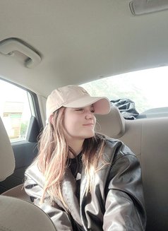 Alena - escort in Riyadh Photo 5 of 5