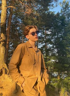 Ales - Male escort in İstanbul Photo 1 of 3