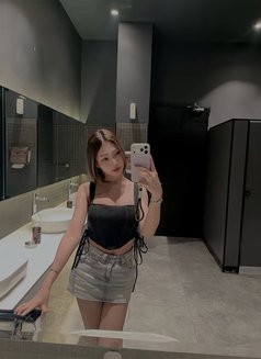 Alessa Belluci - Intérprete transexual de adultos in Jakarta Photo 5 of 7