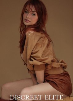 Alessandra - escort in Berlin Photo 2 of 8