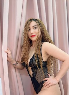 ALESSANDRA - escort in Riyadh Photo 5 of 6