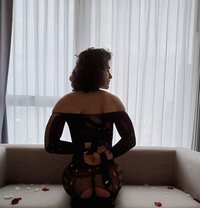 Alessia - Transsexual escort in London