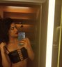 Alessia - Acompañantes transexual in London Photo 3 of 13