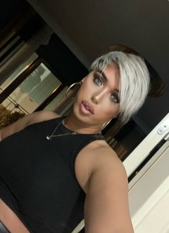 Necla Xxl Sexy - Transsexual escort in İstanbul Photo 9 of 20