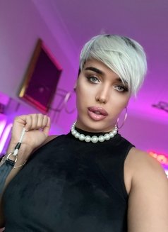 Necla Xxl Sexy - Transsexual escort in İstanbul Photo 10 of 19