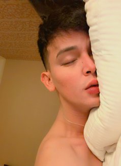 Alex 004 - masseur in Riyadh Photo 7 of 8