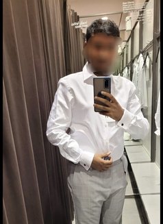 Alex 18+ - Male escort in Dubai Photo 4 of 5