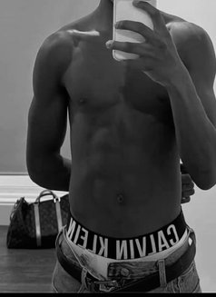 Alex - Male escort in Lagos, Nigeria Photo 5 of 5