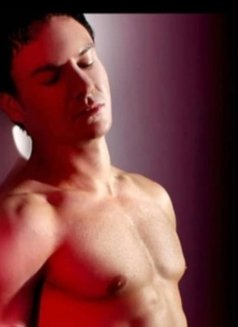 Alex number 1 - Male escort in London Photo 4 of 13