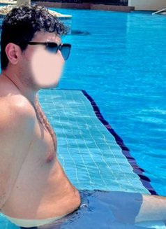 Alex Dubai - Acompañantes masculino in Dubai Photo 4 of 7