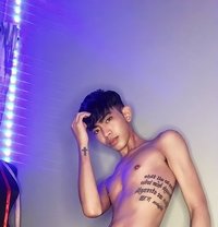 Alex dy - Male escort in Manila