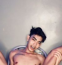 Alex dy - Male escort in Manila