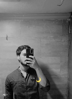 Alex Evan Dhaka - Intérprete masculino de adultos in Dhaka Photo 9 of 9