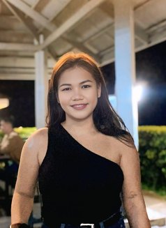 Alex - escort in Manila Photo 6 of 7