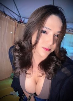 FULLY FUNCTIONAL HARD FUCKR JUST ARRIVED - Transsexual escort in Hong Kong Photo 19 of 27