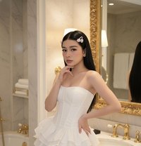 Alex - Transsexual escort in Manila