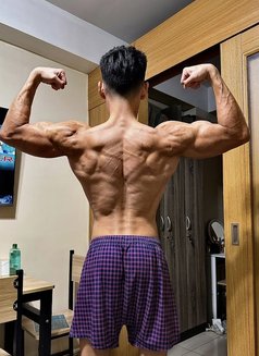 Alex - Male escort in Taipei Photo 8 of 10