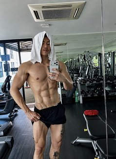 Alex - Male escort in Taipei Photo 12 of 12