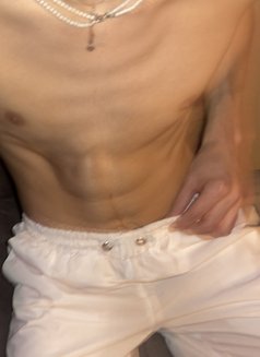 ALEX - Acompañantes masculino in Bangkok Photo 5 of 8