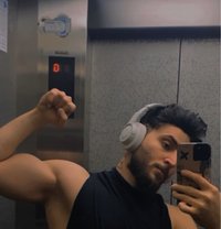 Alex - Male escort in Dubai